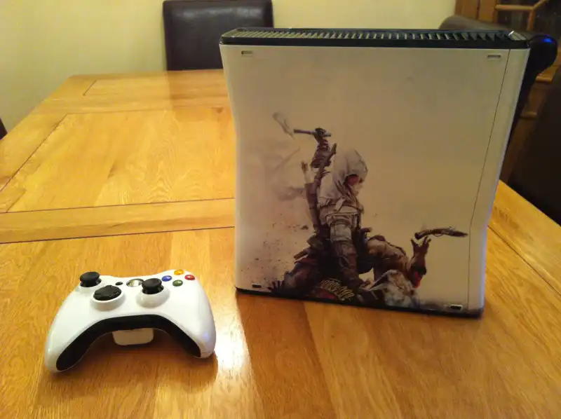  Microsoft Xbox 360 Assassin's Creed 3 Console