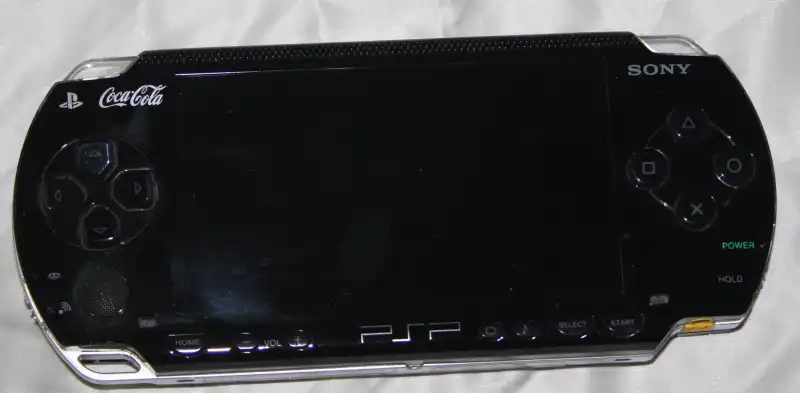 Sony PSP 1000 Coca-Cola Console - Consolevariations