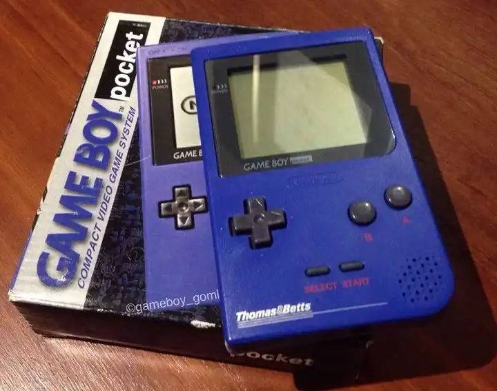  Nintendo Game Boy Pocket Thomas & Betts Console