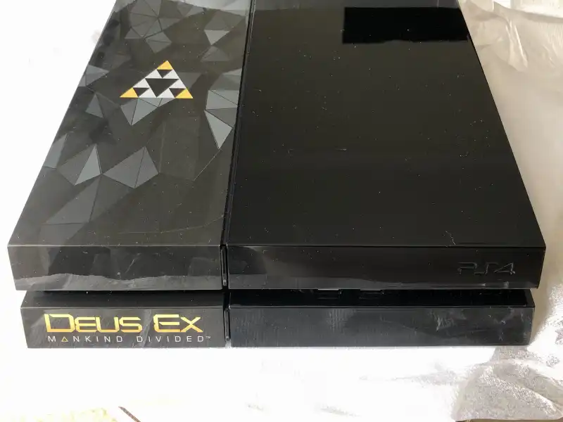 Sony PlayStation 4 Deus Ex Mankind Divided Console - Consolevariations