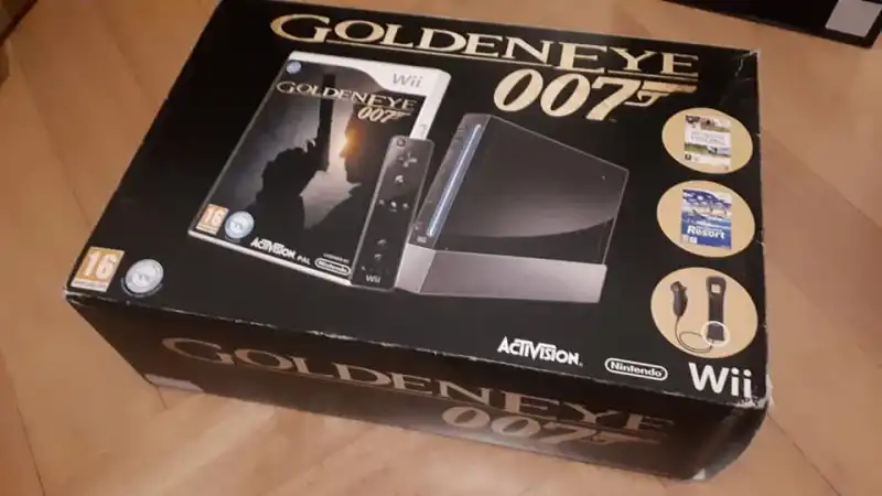  Nintendo Wii GoldenEye 007 Bundle