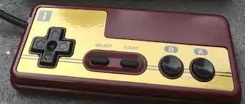  Nintendo Famicom Round Button  Player 1 Controller