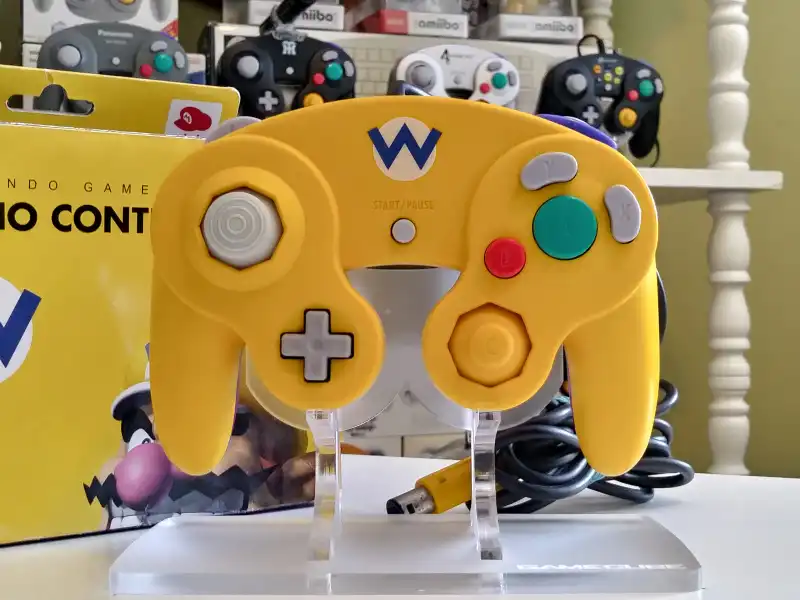  Nintendo GameCube Wario Controller