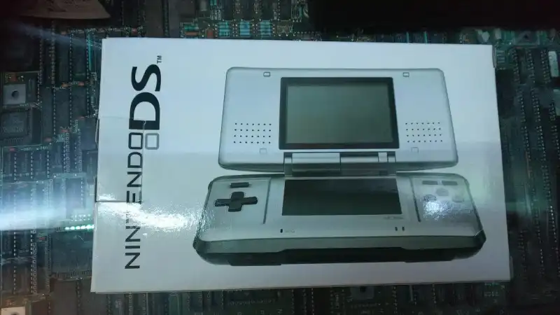  Nintendo DS Silver Console [JP]