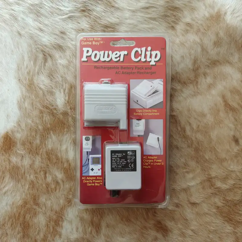  Nintendo Game Boy Mad Catz Power Clip