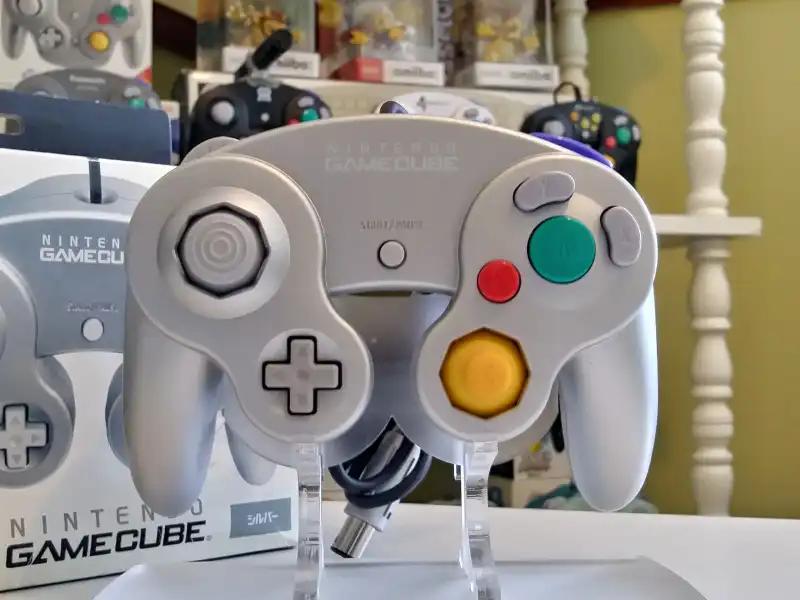  Nintendo GameCube Platinum Controller [NA]