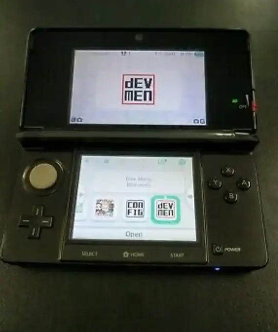 Nintendo 3DS Development Unit - Consolevariations