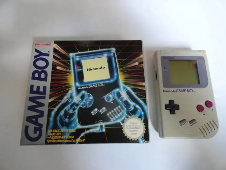  Nintendo Game Boy Off-White Console [EU]