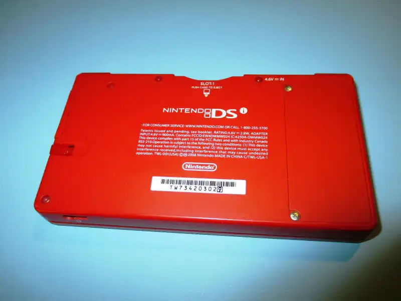 Nintendo DSi Matte Red Console - Consolevariations