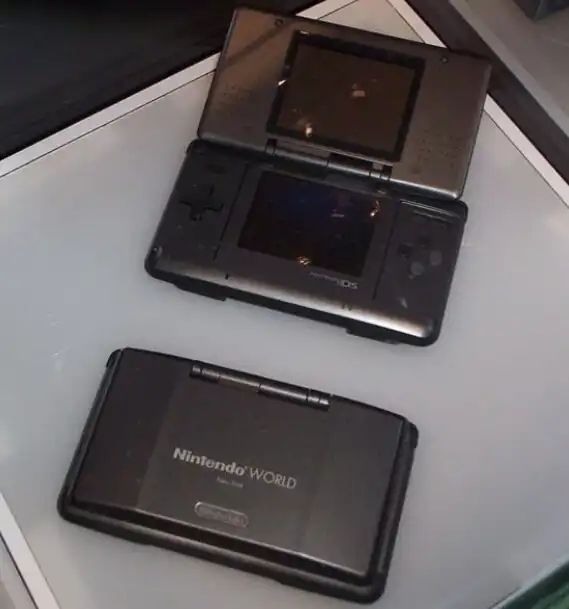 Nintendo DS Nintendo World New York Engraved Console 