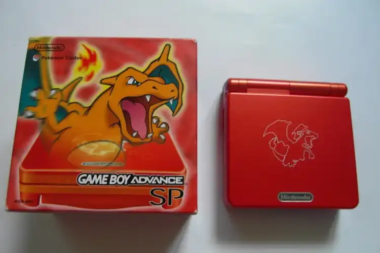 Nintendo Gameboy Advance SP Limited Edition Charizard