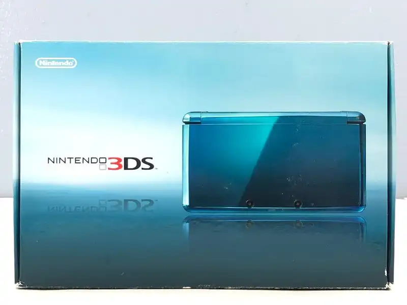 Nintendo 3DS hotsell in Aqua Blue