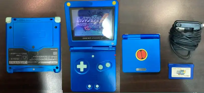 Nintendo Game Boy Advance SP Rockman EXE 4 Tournament Blue Moon 