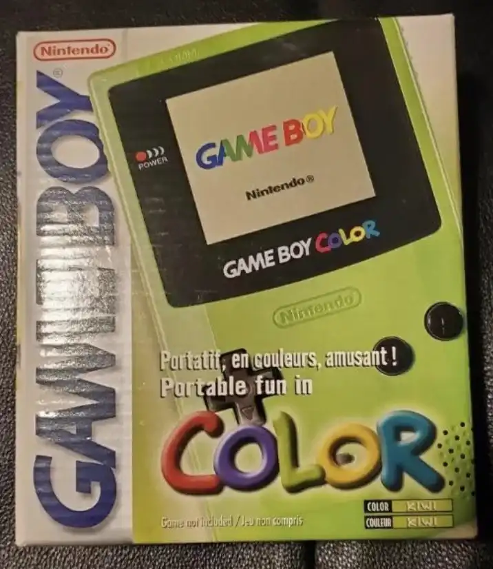 Nintendo Game outlet Boy Color in Kiwi