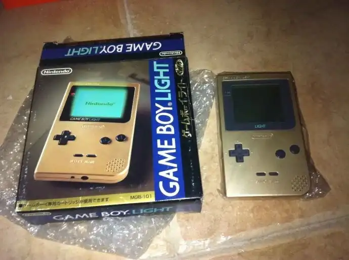  Nintendo Game Boy Light Gold Console