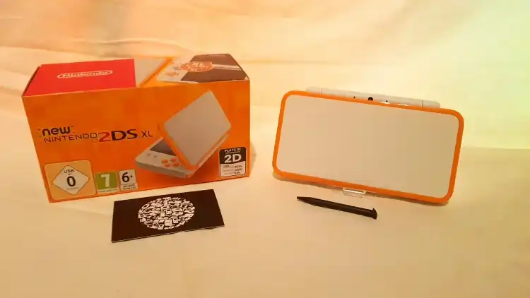  New Nintendo 2DS XL White & Orange Console