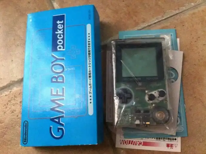 Nintendo Game Boy Pocket Toyota Console - Consolevariations