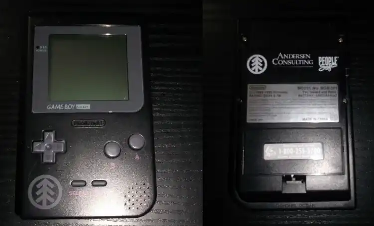  Nintendo Game Boy Boise Cascade Console